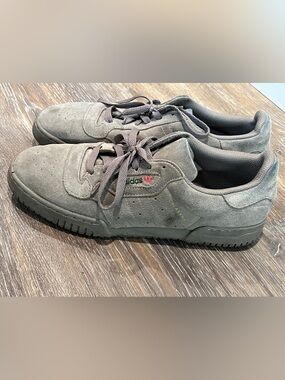 👟❤️‍🔥MENS ADIDAS YEEZY CALABASAS - POWERPHASE IN SIMPLE BROWN👟❤️‍🔥